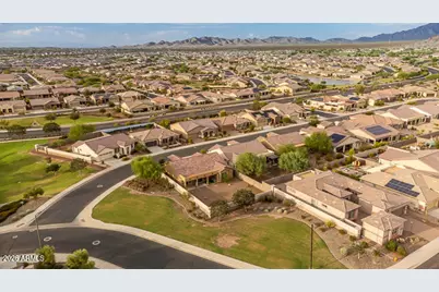 18131 W Redwood Lane, Goodyear, AZ 85338 - Photo 15
