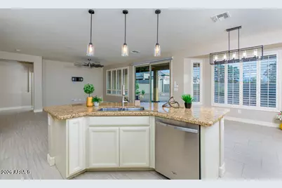 18131 W Redwood Lane, Goodyear, AZ 85338 - Photo 41