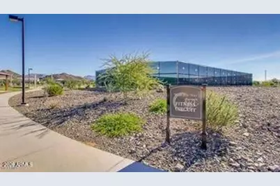 18131 W Redwood Lane, Goodyear, AZ 85338 - Photo 67