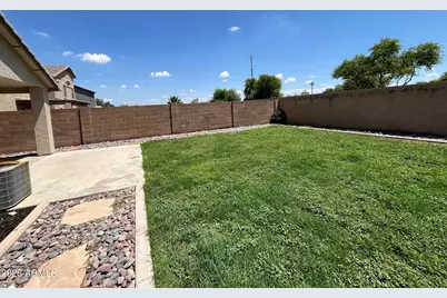 29429 N Blackfoot Daisy Drive, San Tan Valley, AZ 85143 - Photo 33