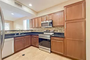 21655 N 36th Ave, Glendale, AZ 85308 - Photo 7