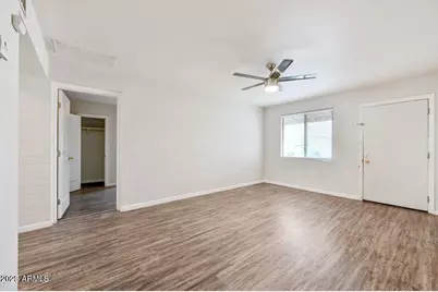 1744 W Glendale Avenue #9, Phoenix, AZ 85021 - Photo 5