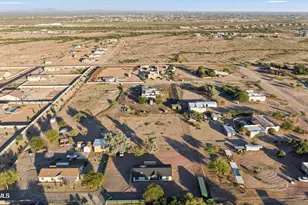 29111 N 225 Th Ave, Wittmann, AZ 85361 - Photo 31