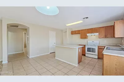 14160 W Larkspur Drive, Surprise, AZ 85379 - Photo 11