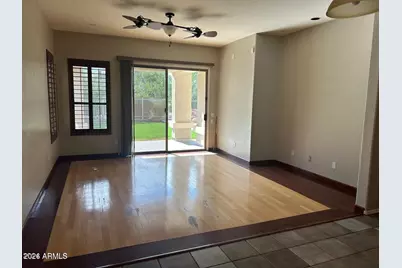 22038 N 51st Street, Phoenix, AZ 85054 - Photo 5