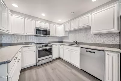 15252 N 100th Street #1134, Scottsdale, AZ 85260 - Photo 13