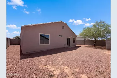 10564 W Buena Vista Drive, Arizona City, AZ 85123 - Photo 23