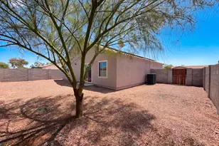 10564 W Buena Vista Dr, Arizona City, AZ 85123 - Photo 21