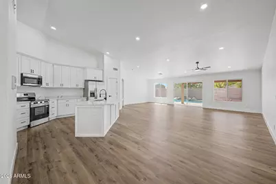 10505 E Emerald Circle, Mesa, AZ 85208 - Photo 11