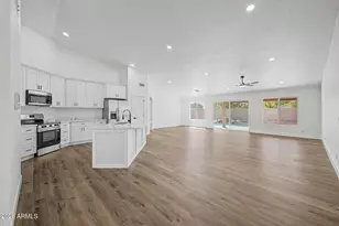 10505 E Emerald Cir, Mesa, AZ 85208 - Photo 11