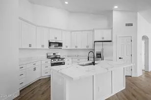 10505 E Emerald Cir, Mesa, AZ 85208 - Photo 17