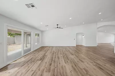 10505 E Emerald Circle, Mesa, AZ 85208 - Photo 13