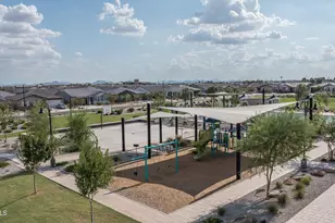 17648 W Adams St, Goodyear, AZ 85338 - Photo 29