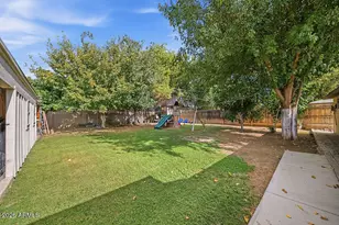 107 S Matlock St, Mesa, AZ 85204 - Photo 25