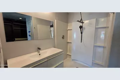 8739 W Turney Avenue, Phoenix, AZ 85037 - Photo 15