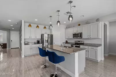 8754 W San Juan Avenue, Glendale, AZ 85305 - Photo 15