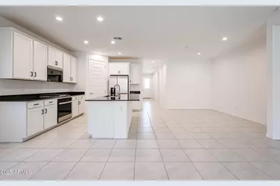 28486 N 134th Avenue, Peoria, AZ 85383 - Photo 5