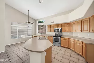 4049 E Aspen Way, Gilbert, AZ 85234 - Photo 11