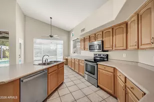 4049 E Aspen Way, Gilbert, AZ 85234 - Photo 17