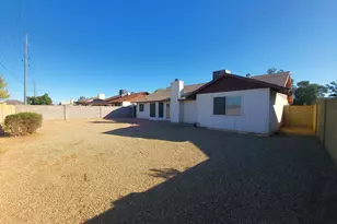 1626 W Beaubien Dr, Phoenix, AZ 85027 - Photo 19