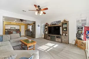 1929 N Sondra Ct Ct, Casa Grande, AZ 85122 - Photo 11