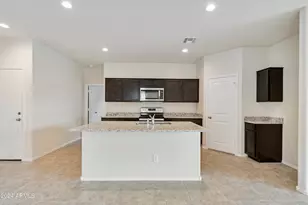 625 W Bunker Hl St, Florence, AZ 85132 - Photo 3