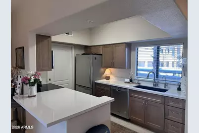 10401 N Saguaro -- #220, Fountain Hills, AZ 85268 - Photo 5