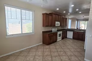 4762 E Lark St, Gilbert, AZ 85297 - Photo 17