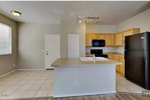 1515 E Sheraton Ln, Phoenix, AZ 85040 - Photo 7