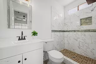 2025 W Mobile Ln, Phoenix, AZ 85041 - Photo 23