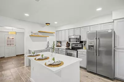 2025 W Mobile Lane, Phoenix, AZ 85041 - Photo 15