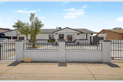 2025 W Mobile Lane, Phoenix, AZ 85041 - Photo 3