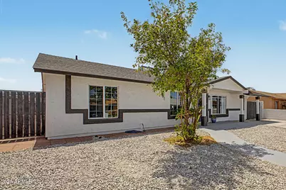 2025 W Mobile Lane, Phoenix, AZ 85041 - Photo 7