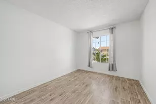 2025 W Mobile Ln, Phoenix, AZ 85041 - Photo 29