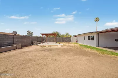 2025 W Mobile Lane, Phoenix, AZ 85041 - Photo 37