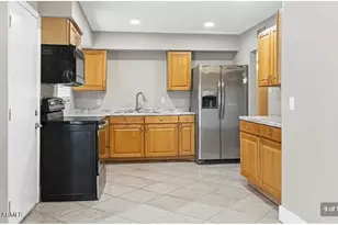 7005 N 76th Dr, Glendale, AZ 85303 - Photo 9