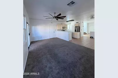 7245 S 41st Drive, Phoenix, AZ 85041 - Photo 9
