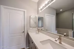 705 W Queen Creek Rd, Chandler, AZ 85248 - Photo 25