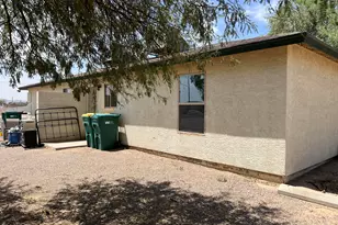 4015 N Estrella Rd, Eloy, AZ 85131 - Photo 1