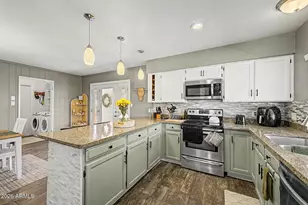 1725 W Angel Fire Terrace, Phoenix, AZ 85027 - Photo 11