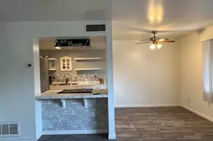 4241 N 68th Dr, Phoenix, AZ 85033 - Photo 1