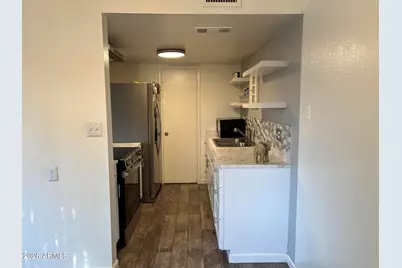 4241 N 68th Drive, Phoenix, AZ 85033 - Photo 5