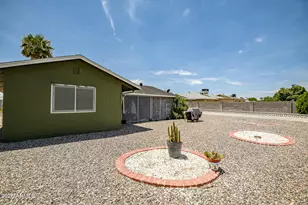 9530 W Appaloosa Dr, Sun City, AZ 85373 - Photo 13