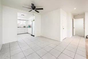 7639 E Thornwood Dr, Scottsdale, AZ 85251 - Photo 15