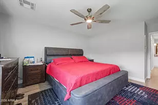2357 W Betty Elyse Ln, Phoenix, AZ 85023 - Photo 15