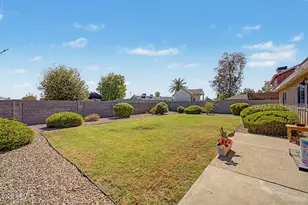 2357 W Betty Elyse Ln, Phoenix, AZ 85023 - Photo 27