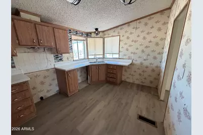 130 W Campbell Avenue, Florence, AZ 85132 - Photo 5