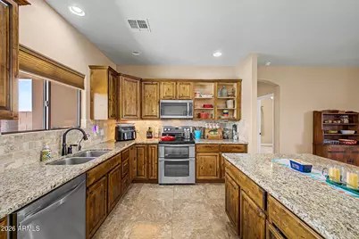 50087 W Julie Lane, Maricopa, AZ 85139 - Photo 13