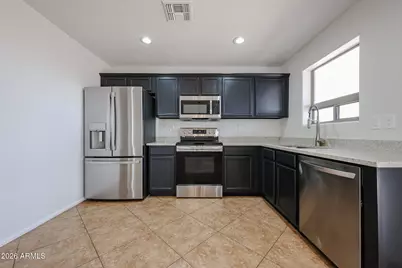22557 N Davis Way, Maricopa, AZ 85138 - Photo 11