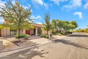 11419 N 43rd St, Phoenix, AZ 85028 - Photo 61